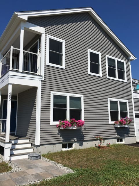 Front  of house