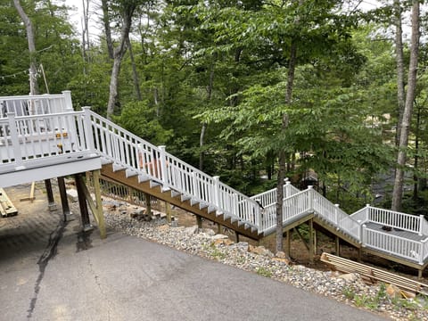 Beautiful multi tiered deck