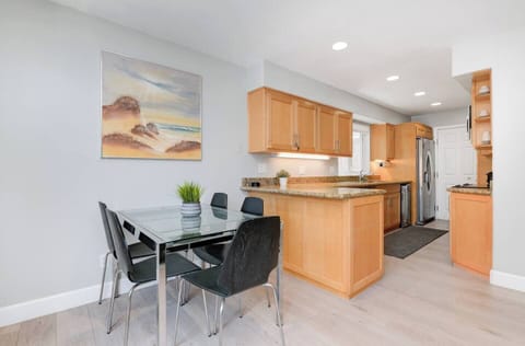 Dining area adjacent to the kitchen.