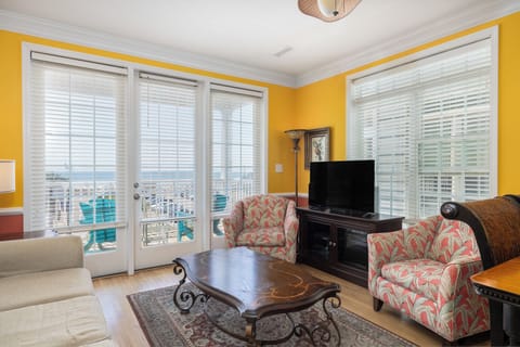 Welcome to Sea Watch, your Folly Beach escape