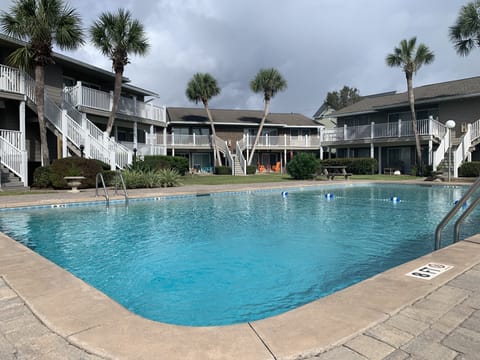Private Pool 