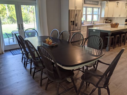 Table with seating for 10 people