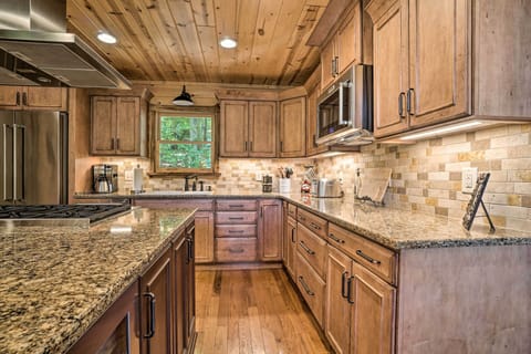 Kitchen | 1st Floor | Cooking Basics