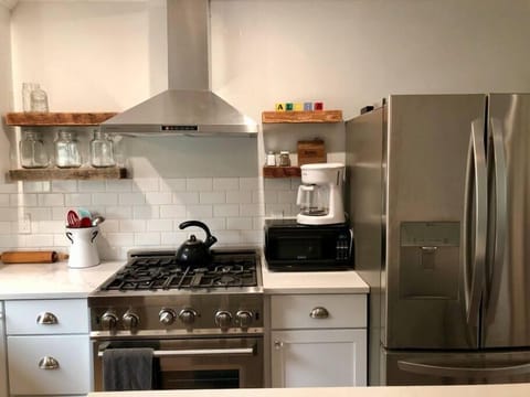 41aac746-f2eb-4d69-bf0a-cbb679551a7d