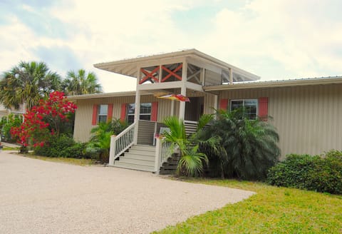 Single Family Ranch Style Home