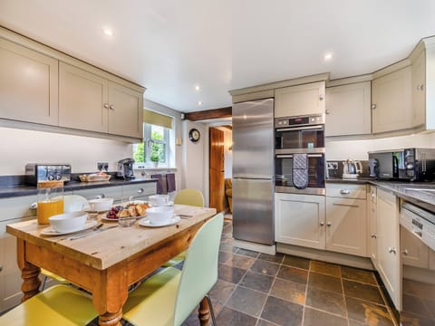 Kitchen | Perkins Cottage, Woolley Moor, near Alfreton