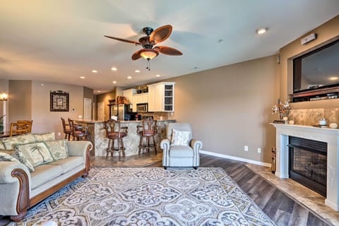 Camdenton Vacation Rental | 3BR | 2BA | 1,400 Sq Ft | Stairs Required