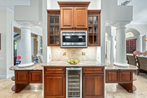 Unwind effortlessly at the stylish dry bar, where chilled wines await and the soft clink of glasses sets the mood for relaxed evenings and memorable toasts.