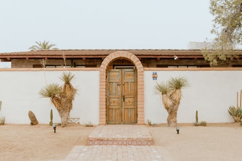 Entry at Desert Hues