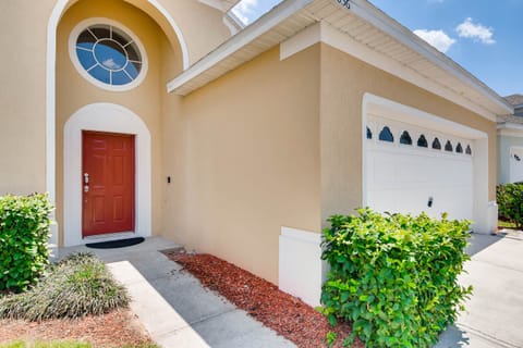 8036KingPalmDriveKissimmee-print-003-7-ExteriorFrontEntry-2700x1800-300dpi