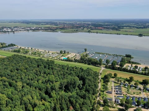 Water, Sky, Water Resources, Natural Landscape, Tree, Land Lot, Urban Design, Body Of Water, Coastal And Oceanic Landforms, Lake