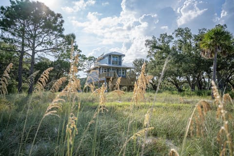 Welcome to Cat Point Hideaway!