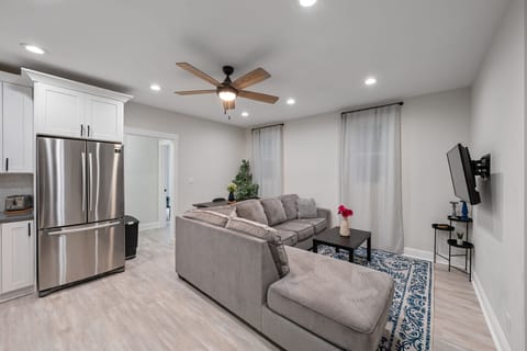 44" smart TV equipped with Netflix, Hulu, Roku, and Disney +!