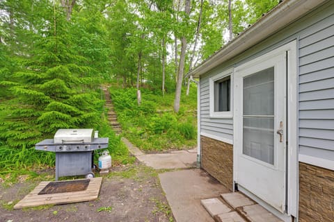 Exterior | Gas Grill