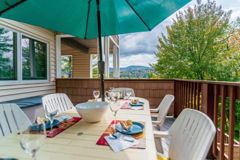 Beautiful Views await you at The Theatre Too! - Luxury everything of course
