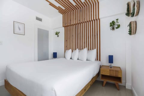 Bedroom. Exact unit will be assigned upon arrival. Views, colors and decor may vary.