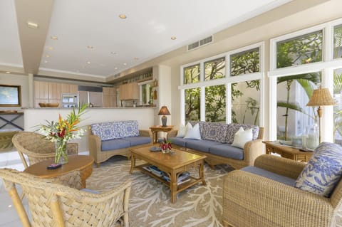 Mountain-facing living area with ample seating—ideal for casual conversations or reading.