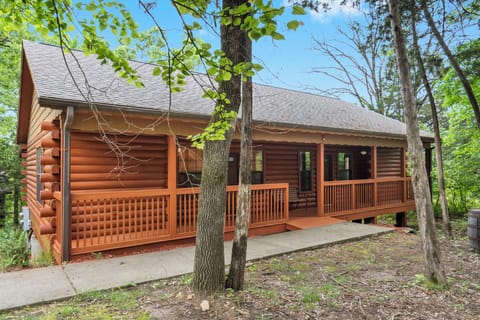 Cabin Exterior and Entry