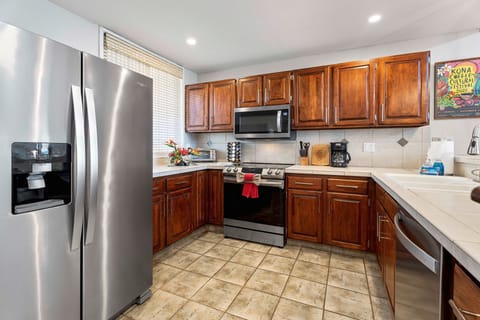 Well-equipped kitchen