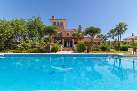 Beautiful finca with pool