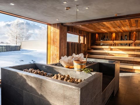 Double room Nature Plus SGL - TAUERN SPA Zell am See-Kaprun Hotel in Piesendorf