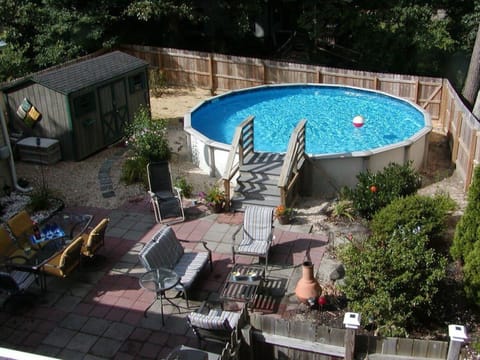 Pool and patio