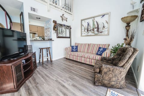 Endless Summer Condo Rental E18