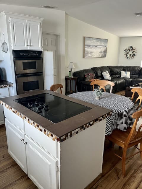 Island stove top with storage