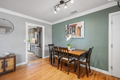 Casita living room/dining room