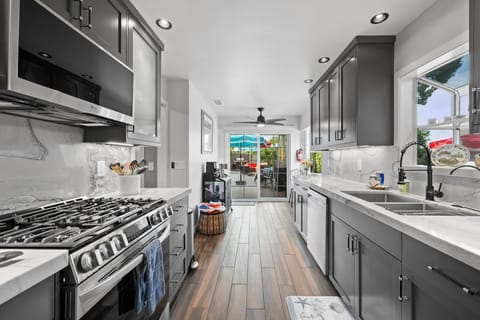 Casita modern-style kitchen; stainless steel appliances