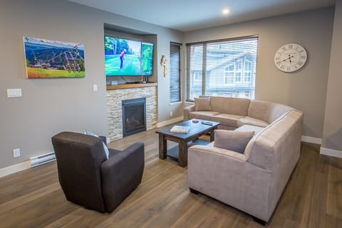 Living room with queen sofa bed.