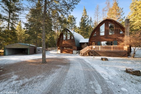 Welcome to your cabin-away-from-home!