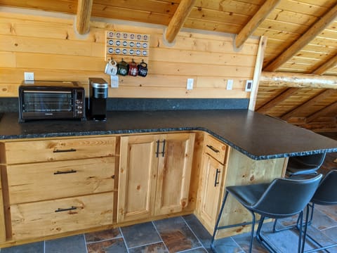 84cb0b8f-d5c6-4ca0-a122-eadd900d712f