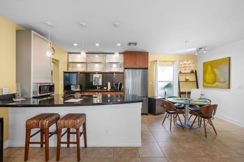 Kitchen Dining and Bar