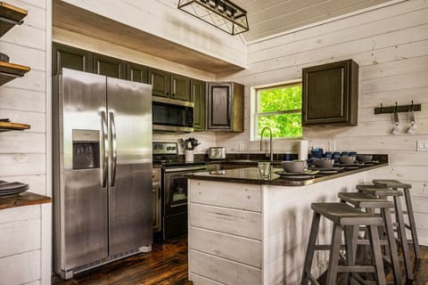 Fully stocked kitchen with everything you could need!