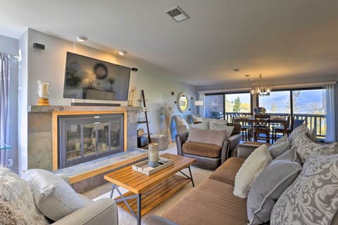 Silverthorne Vacation Rental | 2BR | 2BA | Stairs Required | 1,121 Sq Ft