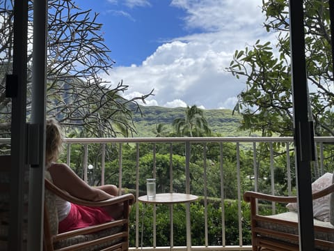 Relaxing on the lanai.