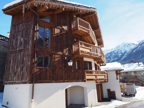 Exterior of chalet Astraea