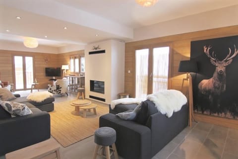 Stunning spacious lounge