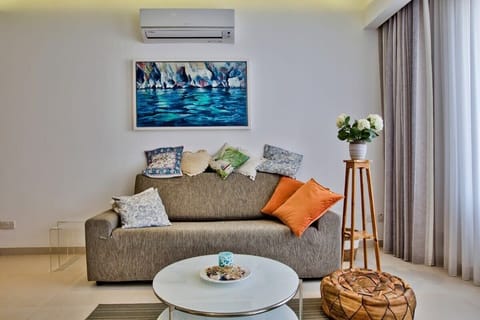 "The flat is well-located: an easy walk to restaurants, the Valletta ferry and St. Julians"