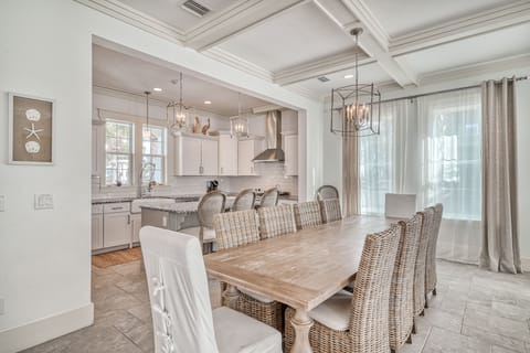 Dining - Alternate View