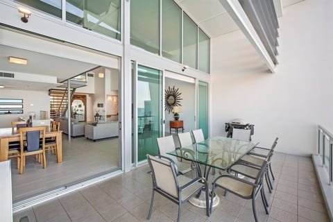 4-bedroom-top-floor-penthouse-ap-39-25-2000x1333