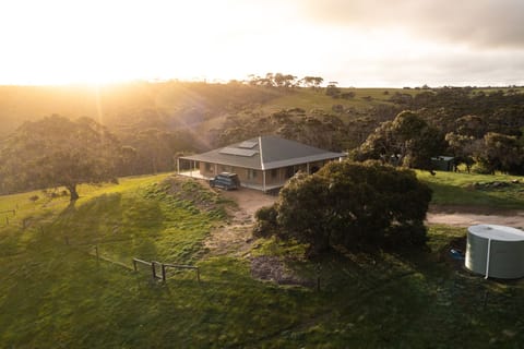 Tammar Creek holiday house 