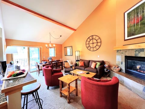 Open floor plan to gather together