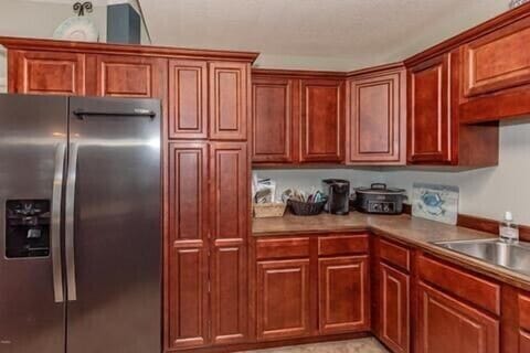 Coffee Maker, Keurig, Ninja, Instapot, Electric Kettle, Blender, Food Processor