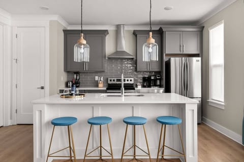 Grab a quick bite before you head out