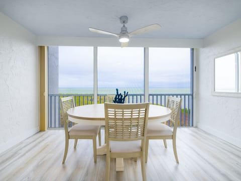 Dine together beside panoramic ocean views and salty breezes.