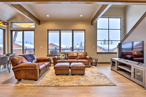 Silverthorne Vacation Rental | 4BR | 4.5BA | Steps Required | 2,000 Sq Ft
