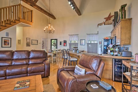 Main Living Space | Air Conditioning/Central Heating