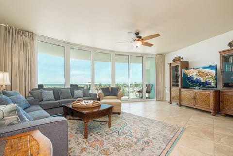 Caribe Resort D313 Living Room